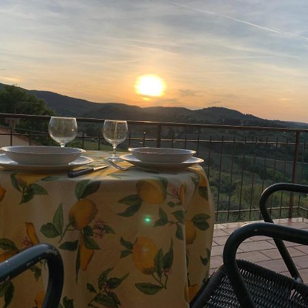 Appartamento Donella Con Parcheggio Privato San Gimignano Exterior foto